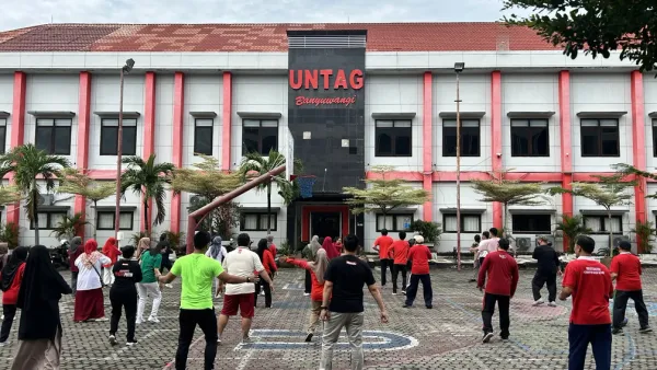 Jumat Krida: Pererat Silaturahmi Keluarga Besar PERPENAS melalui Senam Bersama