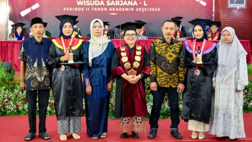 Wisuda ke-50 Untag Banyuwangi: 113 Sarjana Lulus, Dua Mahasiswi Raih IPK Sempurna 4,0